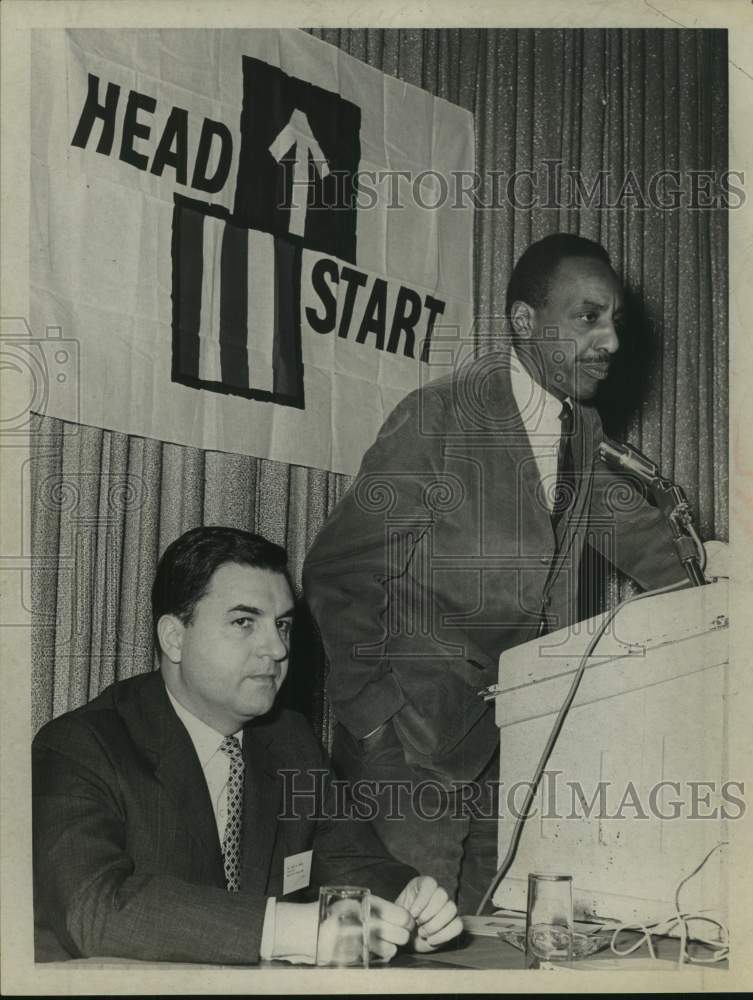 1967 Press Photo Dr Jack M Sable (L) listens as Dr Preston Wilcox speaks
