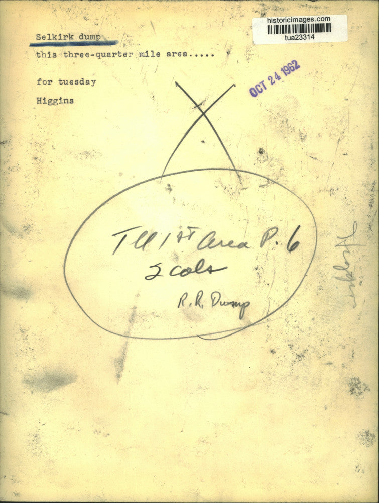 1962 Press Photo Garbage pile in dump in Selkirk, New York - tua23314