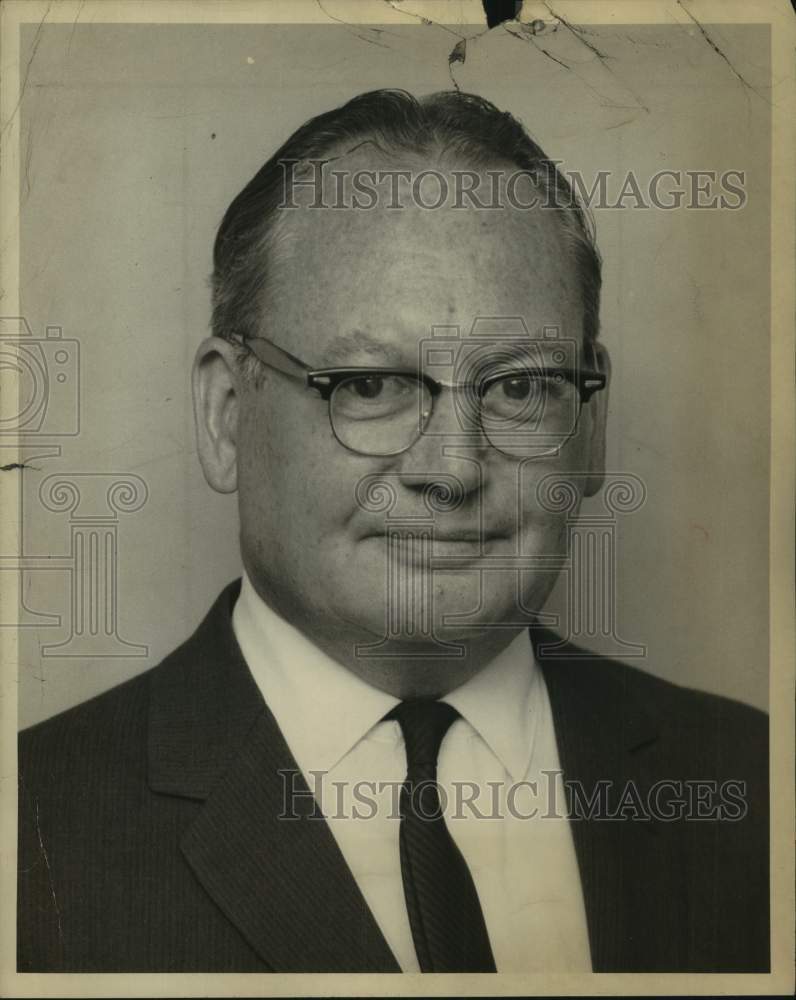 1964 Press Photo John J O'Malley smiles for photo - tua23349