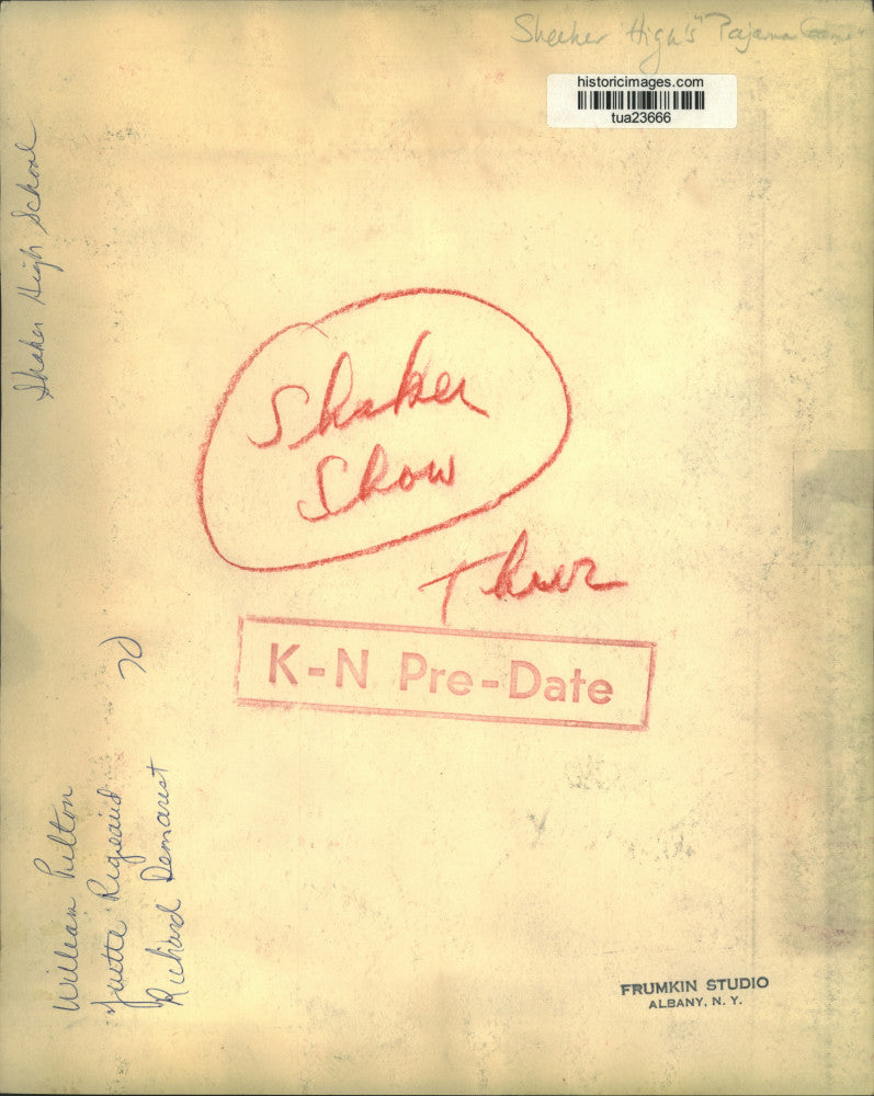 1970 Press Photo Students perform for Shaker High School Pageant, Albany, NY