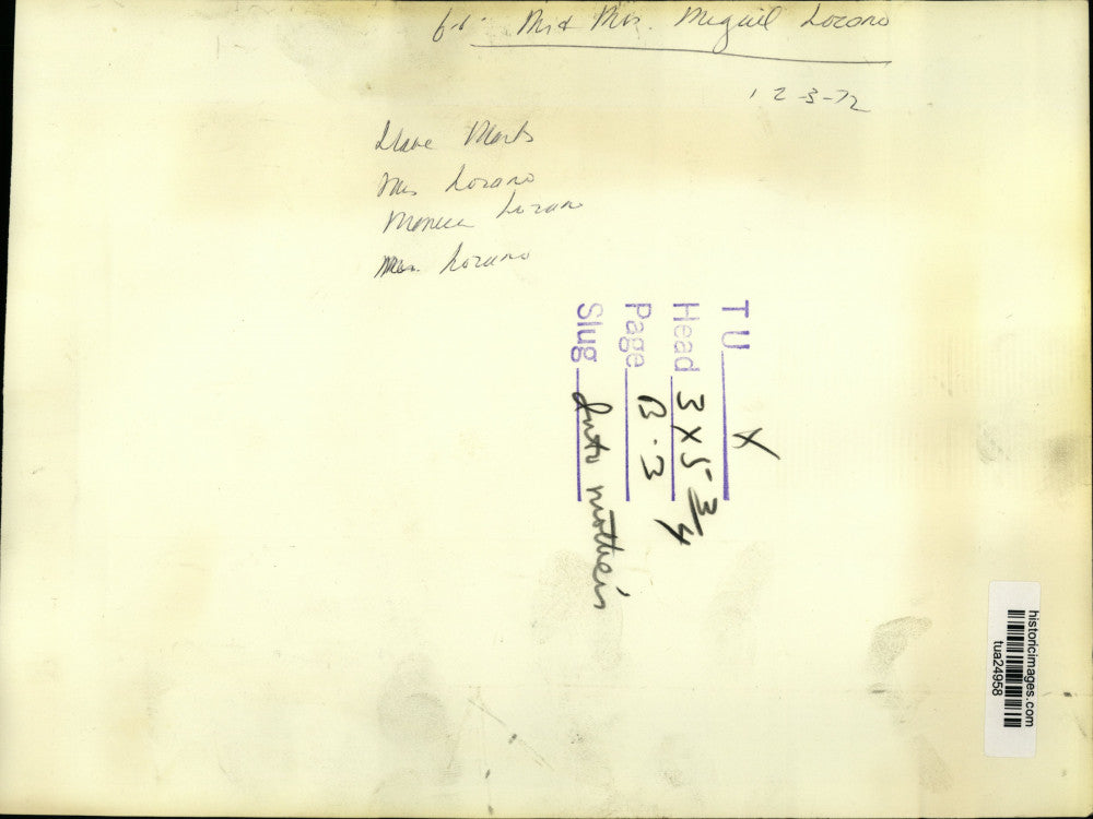 1972 Press Photo Mr and Mrs Miguil Lozano holding child Monica - tua24958