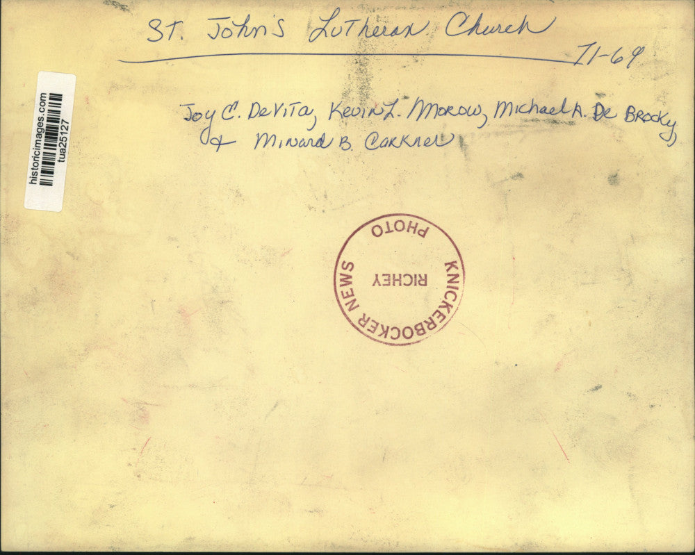 1969 Press Photo Group creates banner at St. John's Lutheran Church, Albany, NY