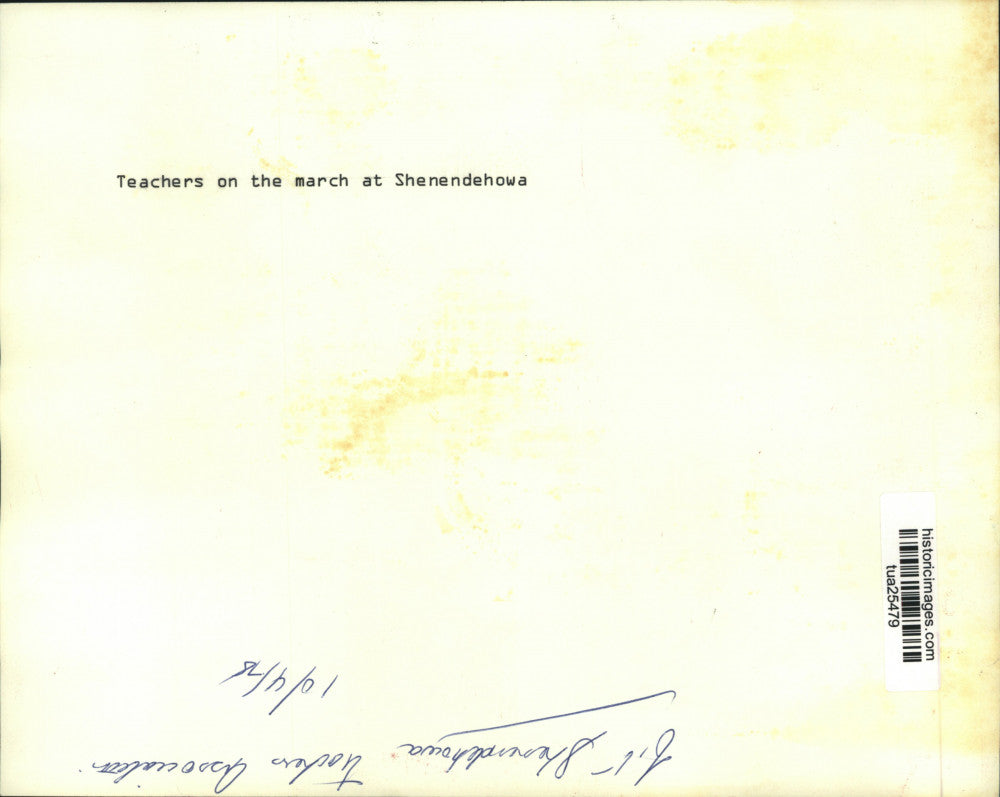 1978 Press Photo Shenendehowa Teachers Association, NY picket outside school