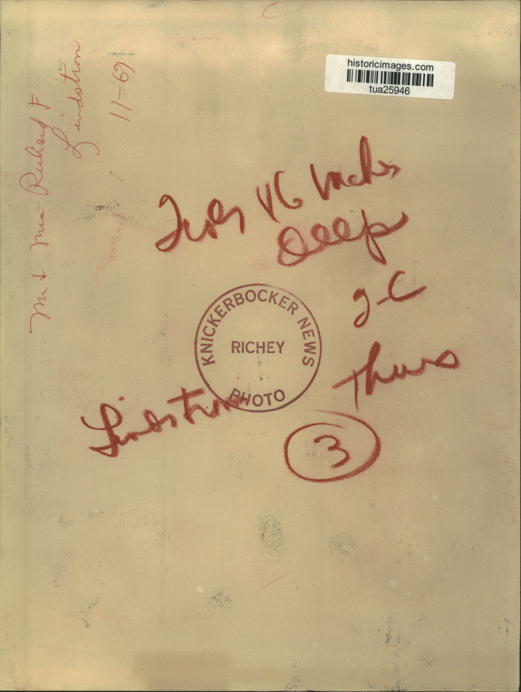 1969 Press Photo Mr. & Mrs. Richard F. Lindstrom, New York - tua25946