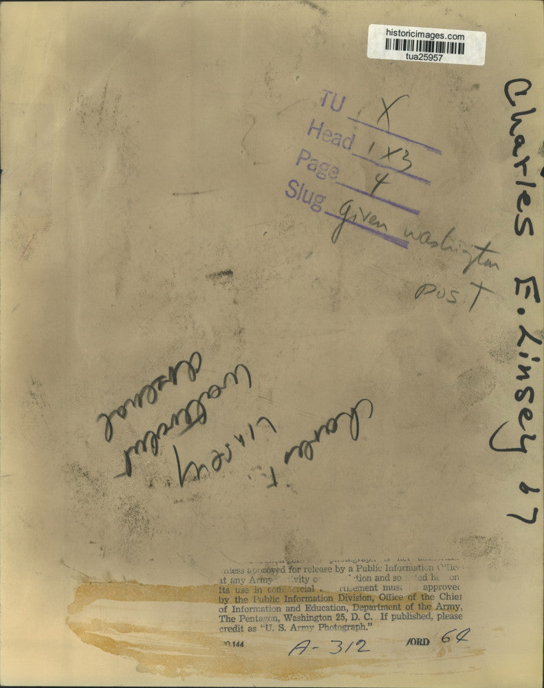 1967 Press Photo Charles E. Linsey, Watervliet Arsenal, New York - tua25957