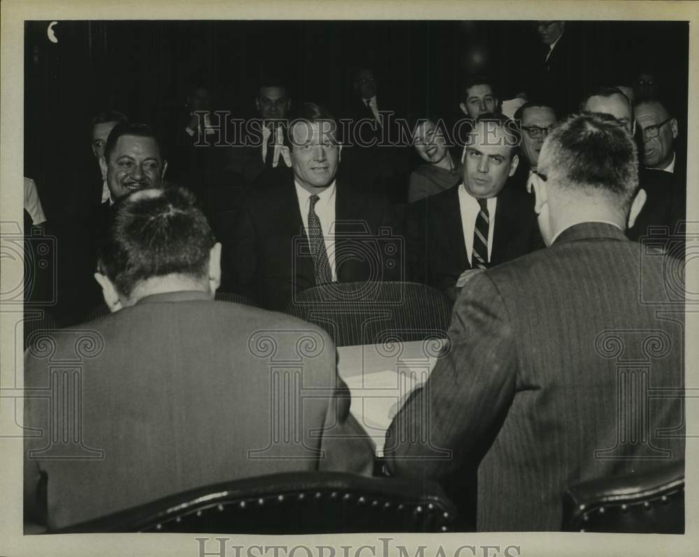 1966 Press Photo Mayor John V Lindsay, New York City, sits at table in Albany NY