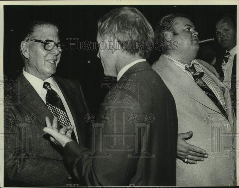 Load image into Gallery viewer, 1978 Press Photo Charles Ryan Sr. and Charles Ryan Jr., Albany, New York
