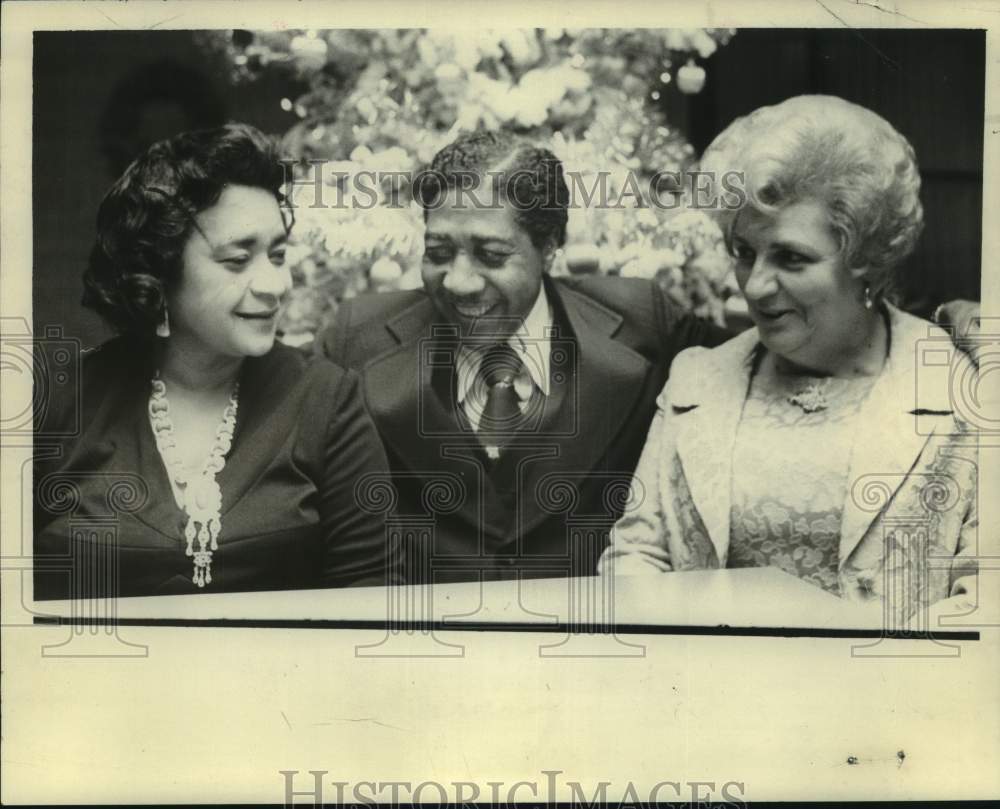 1978 Press Photo Committee chairmen talk at Polish Community Center, Albany, NY