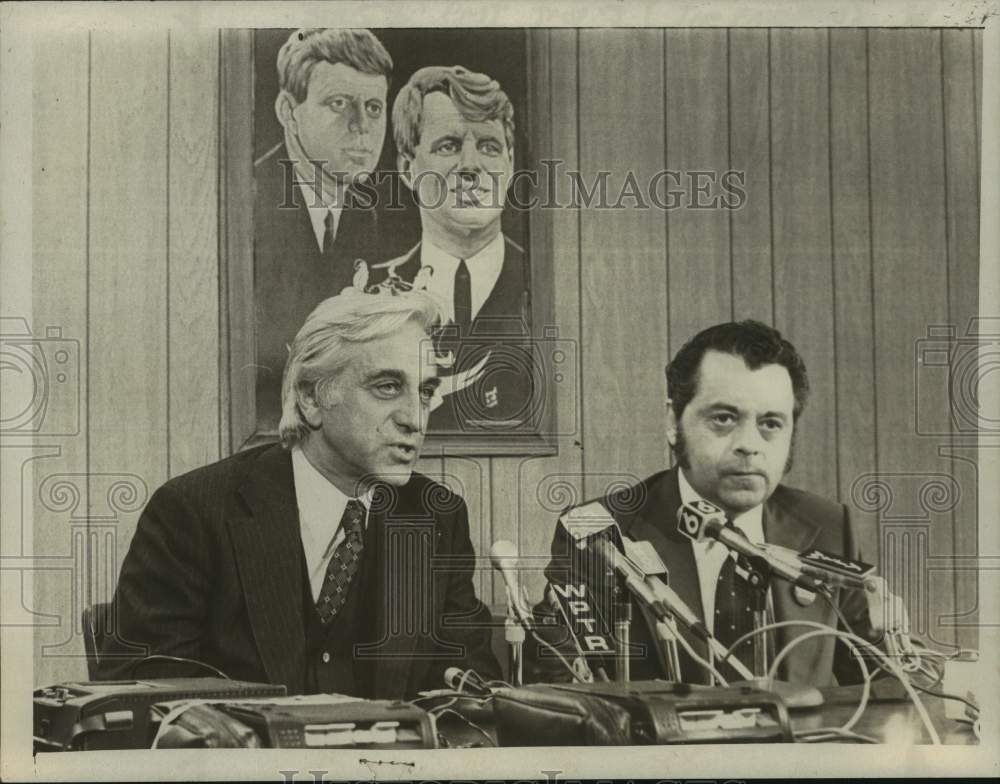 1974 Press Photo Howard Samuels and Edward McDonough speak to press in New York