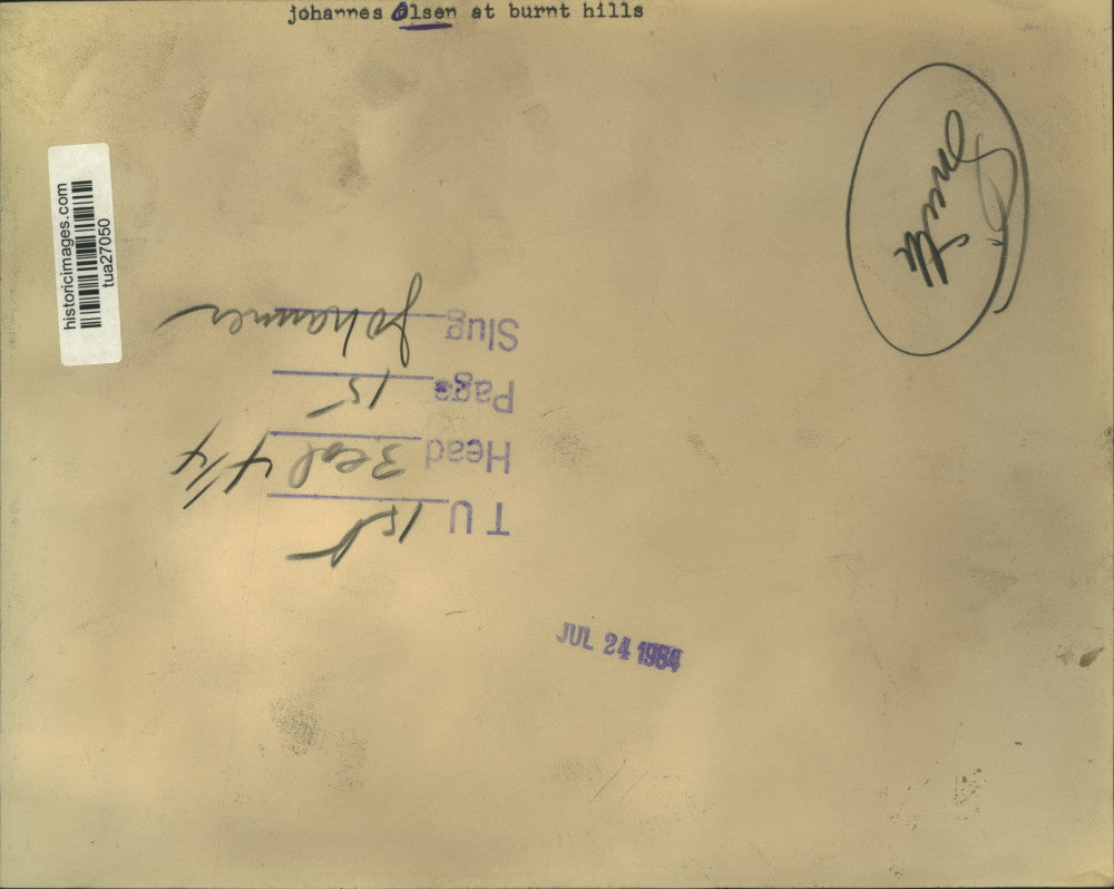 1964 Press Photo Johannes Olsen stands outside home for sale in Burnt Hills, NY