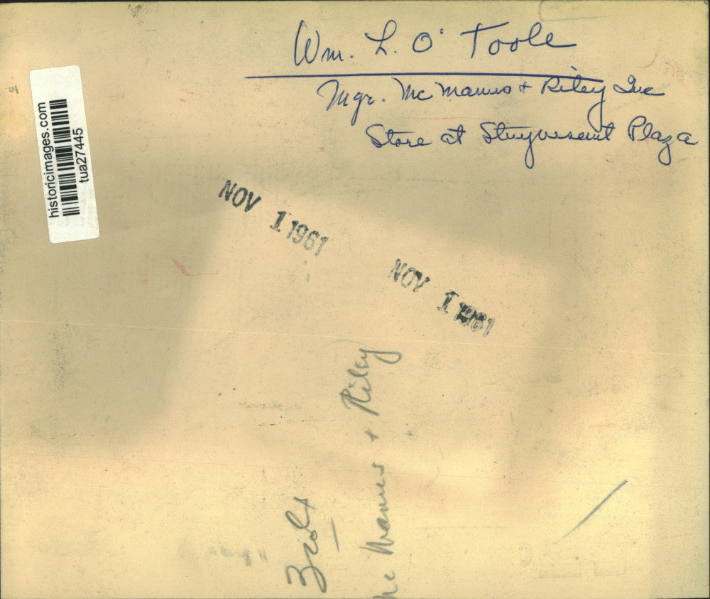 1961 Press Photo William O'Toole with suit at McManus & Riley, Albany, New York