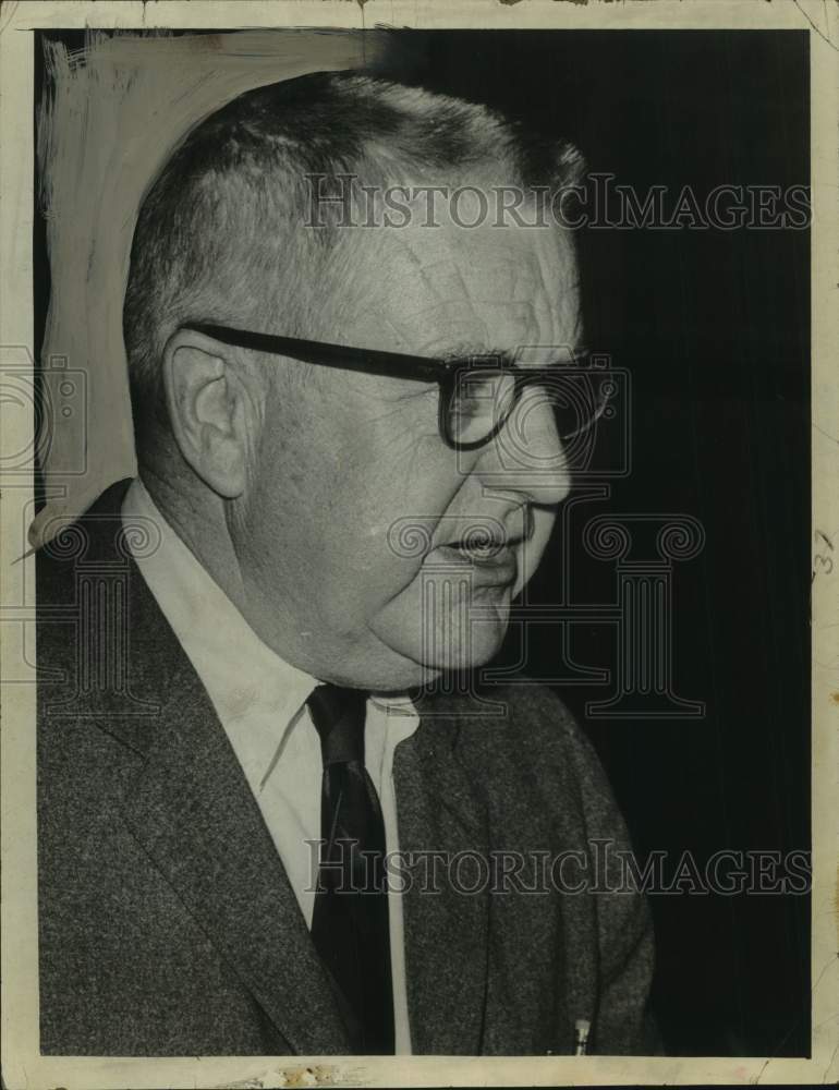 1971 Press Photo William K. Sanford, Supervisor, Town of Colonie, New York