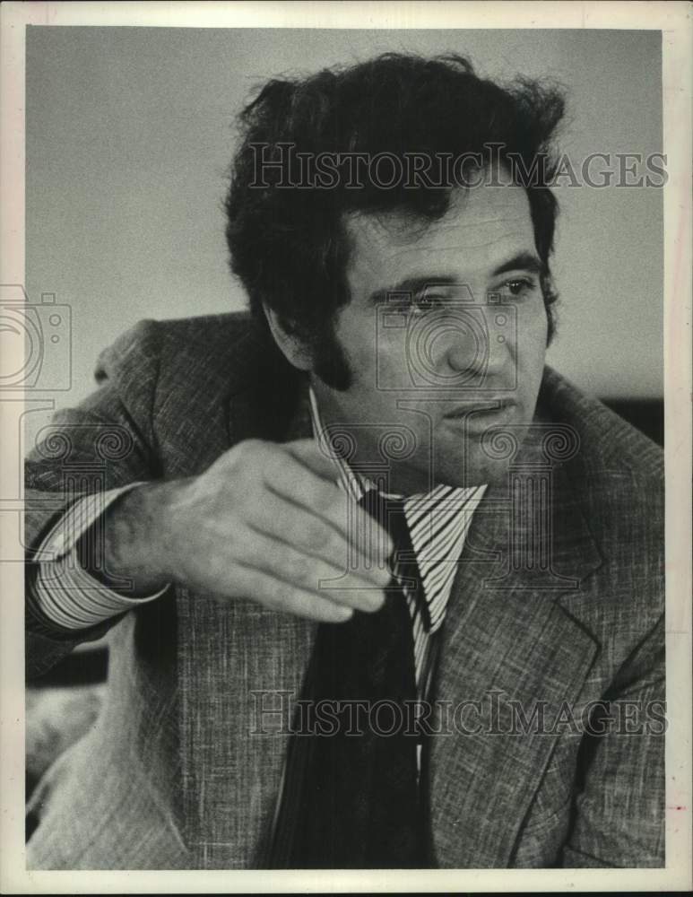 1973 Press Photo Don Luce in his New York home - tua27826