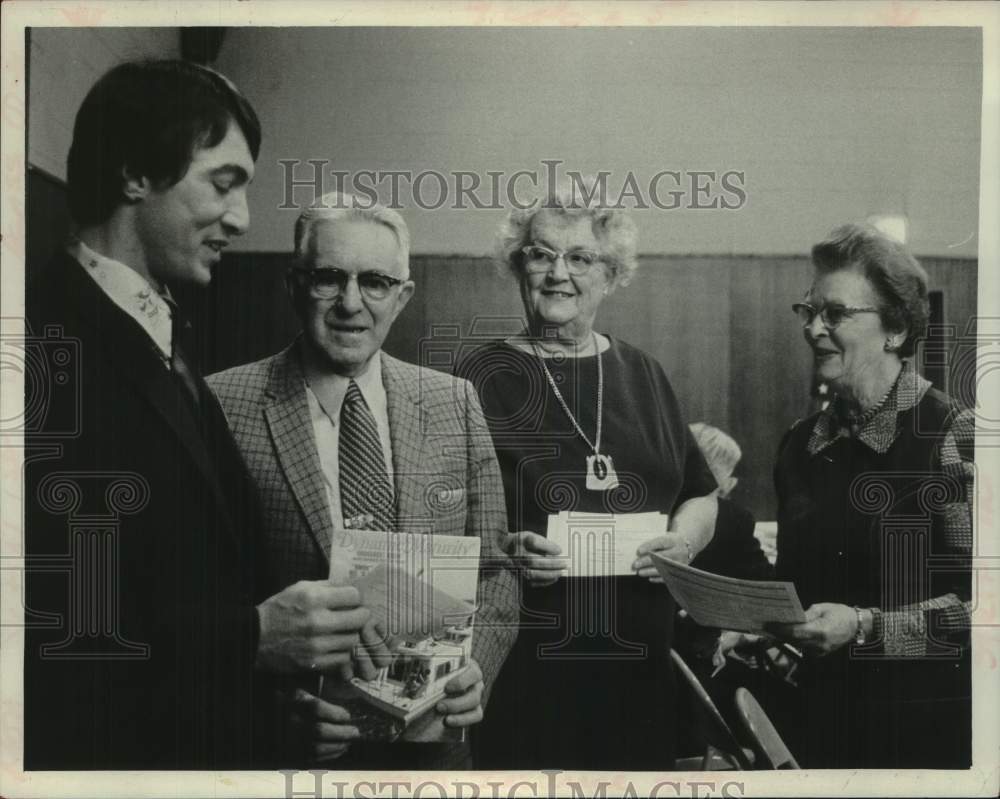 1972 Press Photo American Association of Retired Persons officers in New York