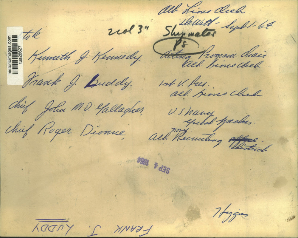 1964 Press Photo Frank J Luddy shakes hands with military officers at Lions Club