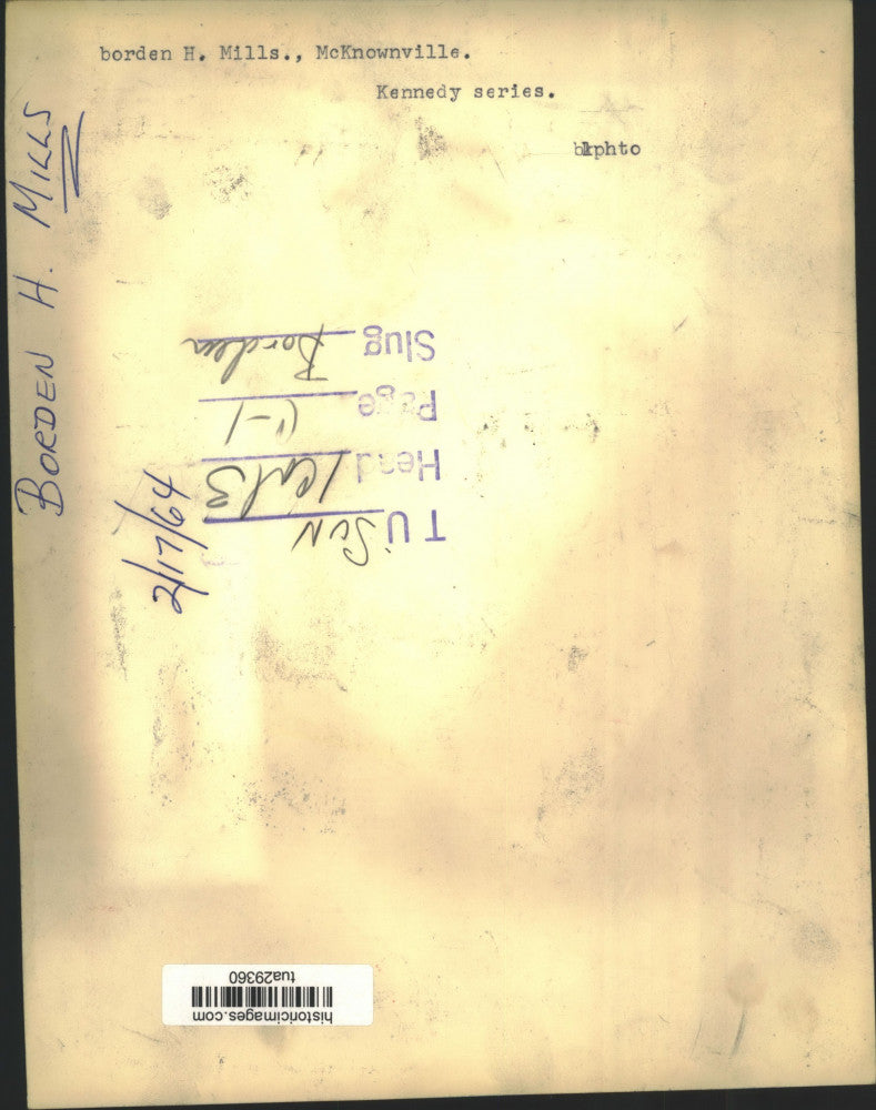 1964 Press Photo Borden H. Mills in McKownville, New York - tua29360