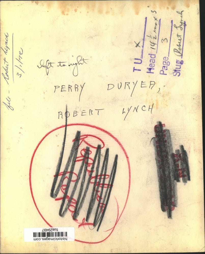 1972 Press Photo Perry Duryea with Robert Lynch in New York - tua29497