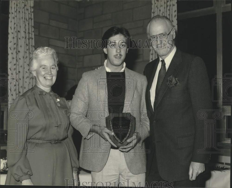 Load image into Gallery viewer, 1978 Press Photo Gary Styczynski, College of Mt. St. Vincent, Bronx, New York
