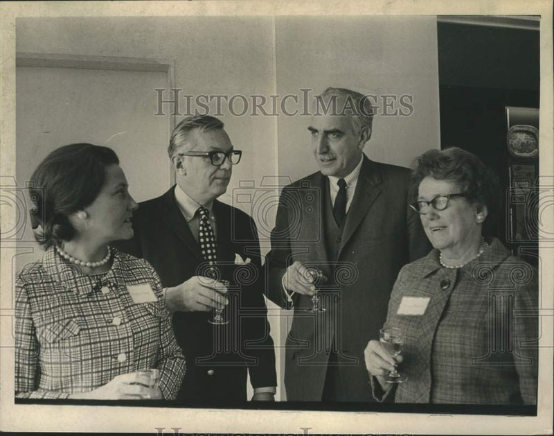 Load image into Gallery viewer, 1969 Press Photo Union College president mingles with guests at New York event
