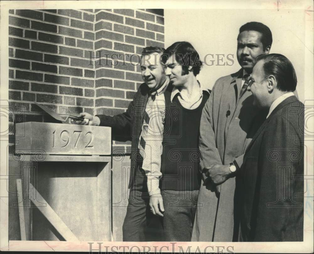 1972 Press Photo Mont Pleasant HS staff installs cornerstone on new addition
