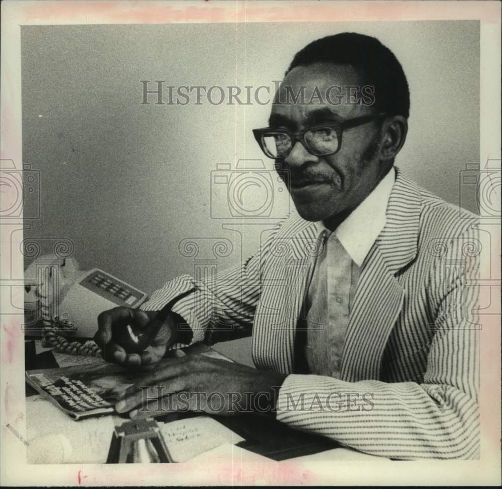 1980 Press Photo George Marbley in his Albany, New York office - tua30473