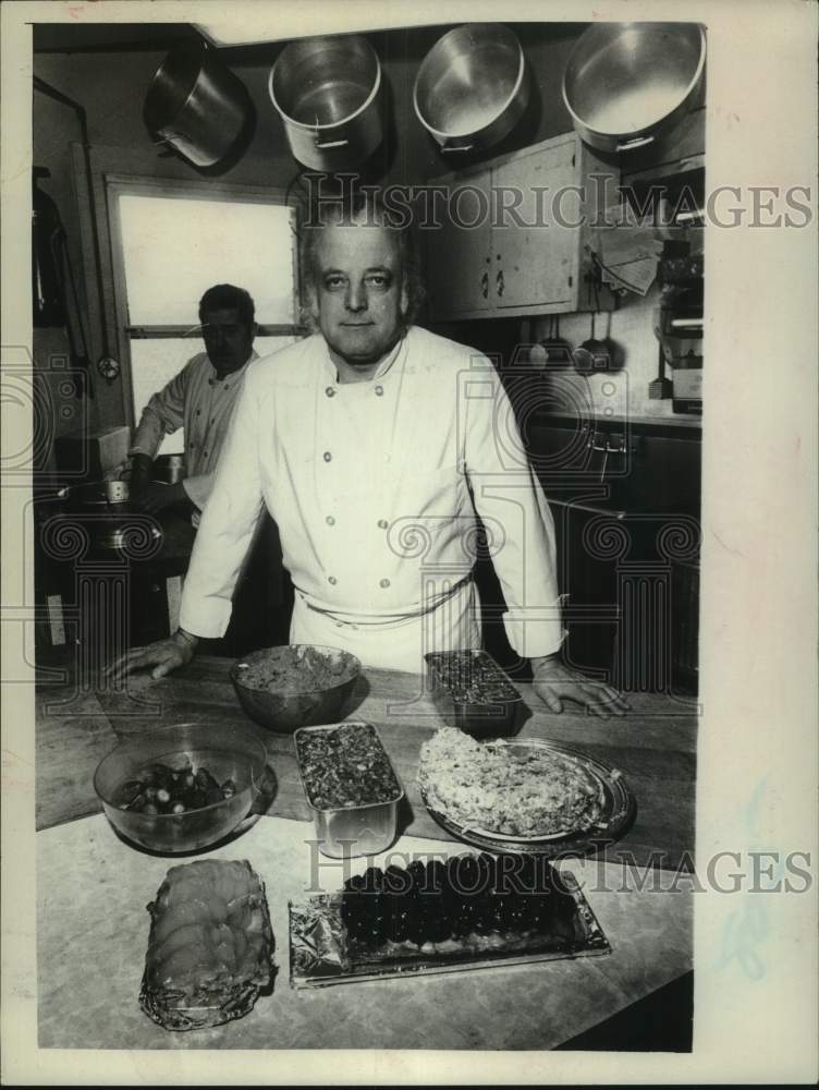 1977 Press Photo Yves Longhi, Chef/Owner of L'Auberge in Albany, New York