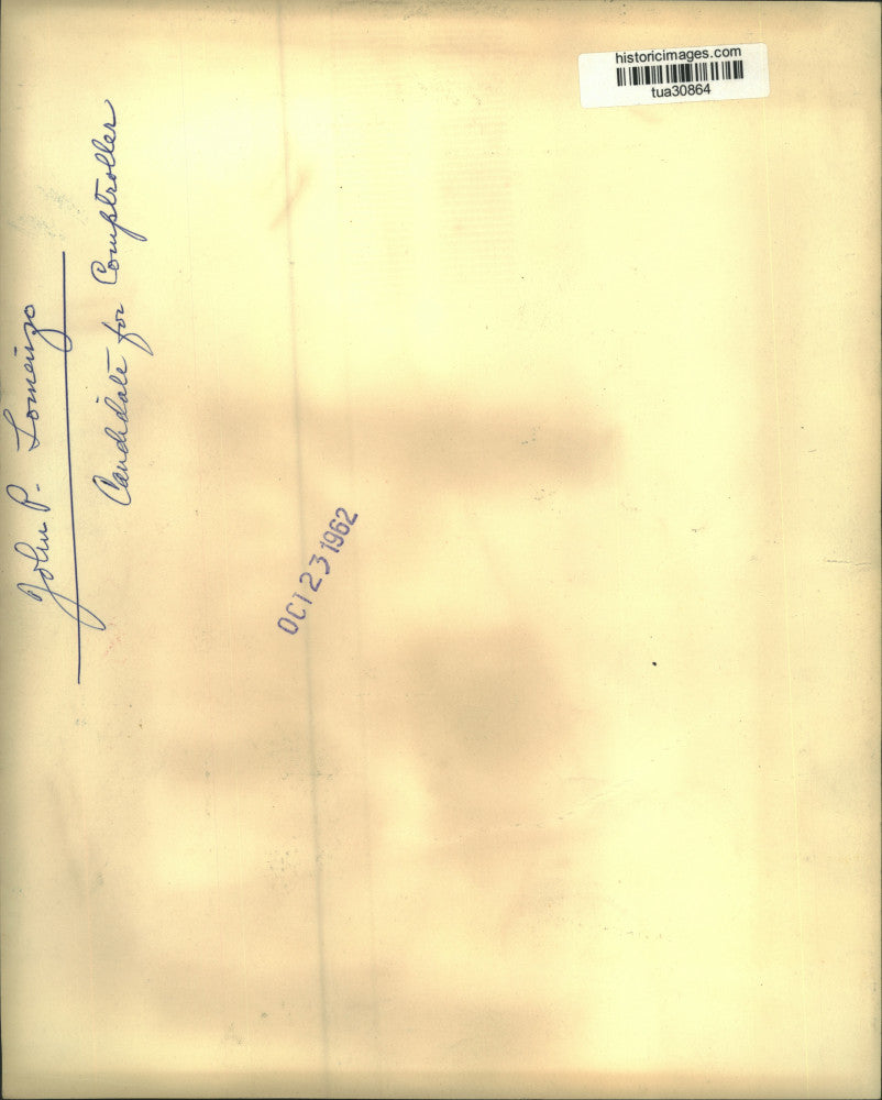 1962 Press Photo John P Lomenzo, candidate for NY Comptroller, sits for portrait