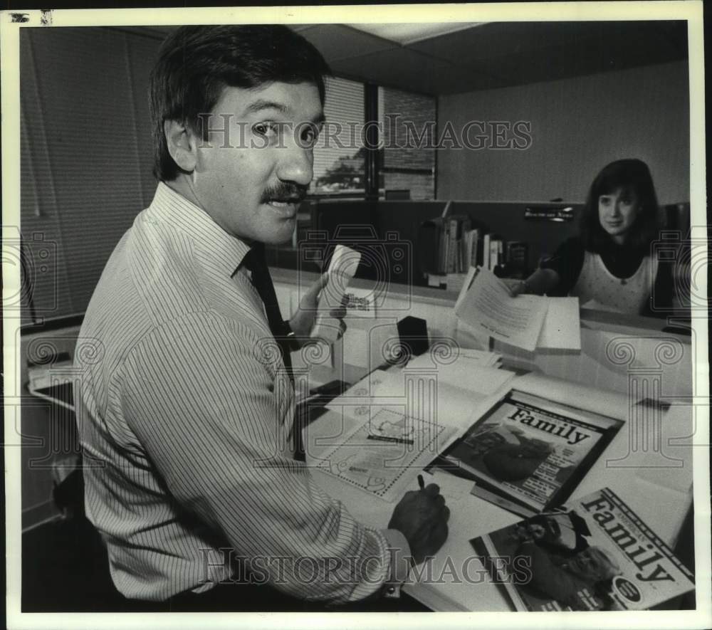 1991 Press Photo Edward Malone &amp; Mara Berman, American Family magazine, New York- Historic Images