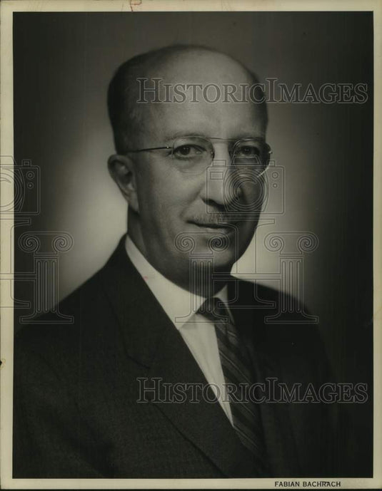 1961 Press Photo O. Townsend MacMillan, New York Telephone Company - tua31820