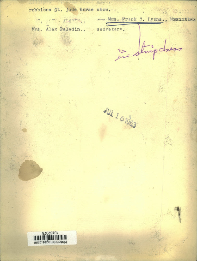 1963 Press Photo St. Jude Horse Show officials prepare award ribbons in New York