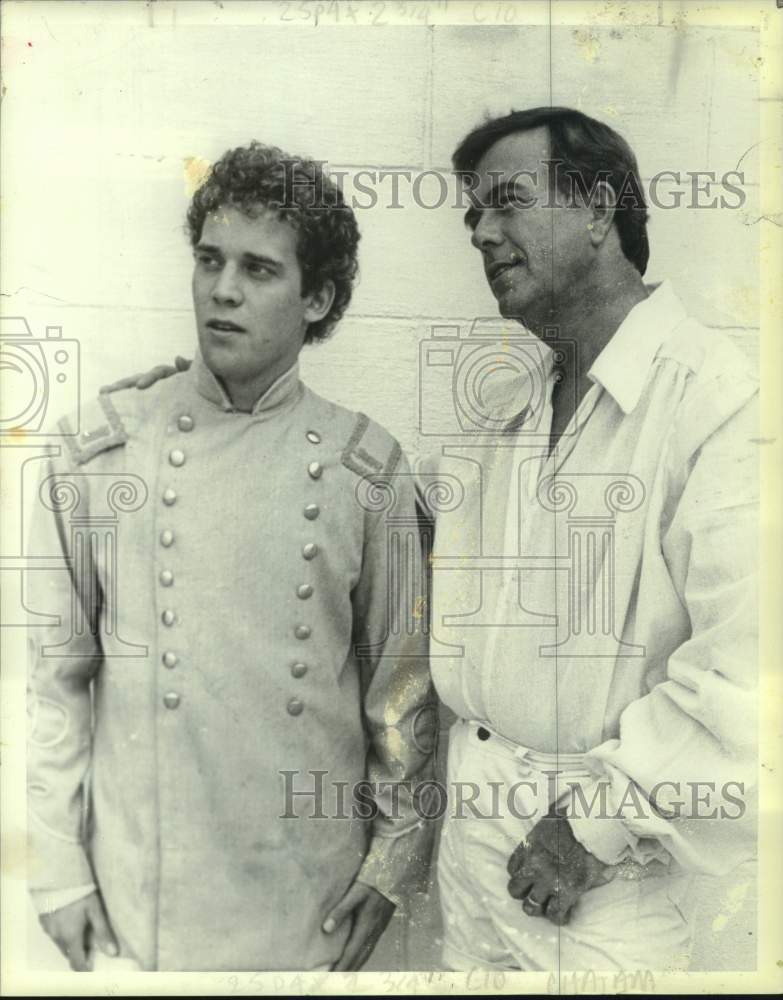 1984 Press Photo John Carter & J. Lee Flynn at Mac Haydn Theatre, Chatham, NY- Historic Images
