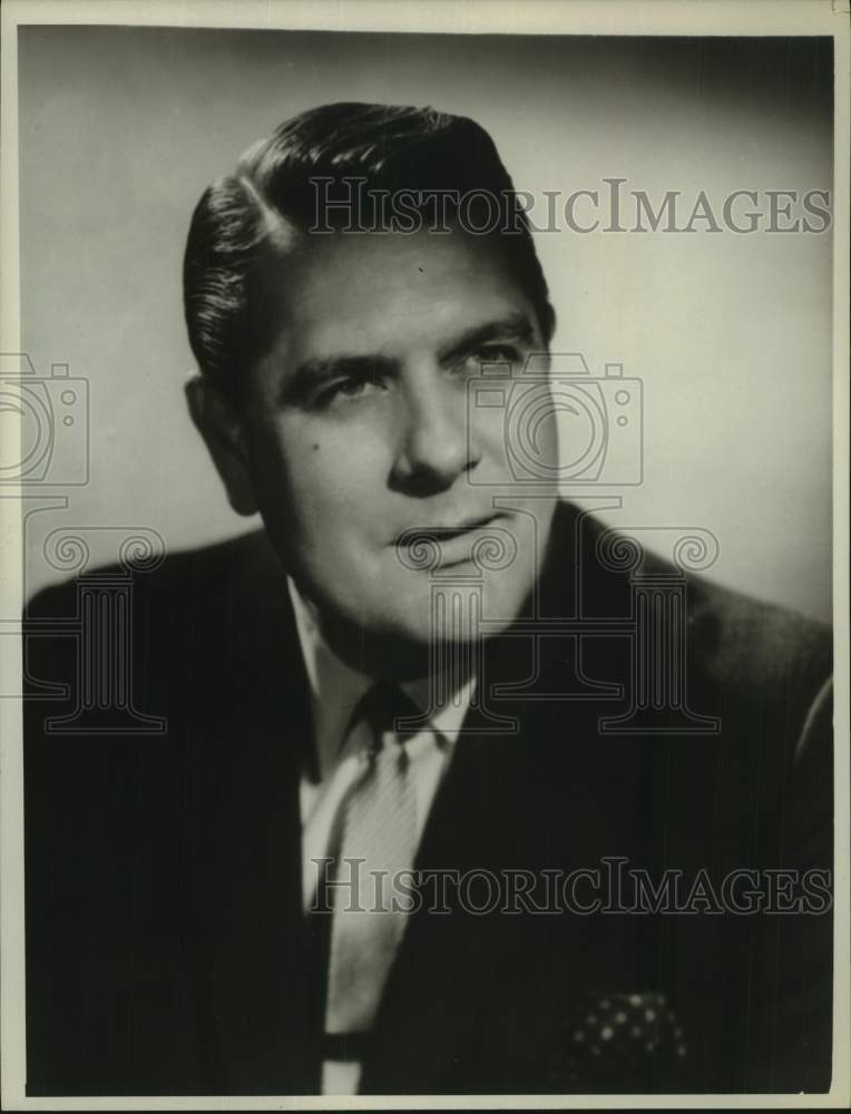 1964 Press Photo Peter Molnar sits for portrait - tua32152