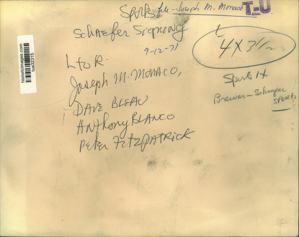 1971 Press Photo Officials form the Schaefer Brewers New York basketball team