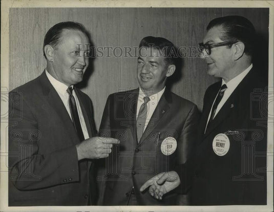 1965 Press Photo Philip W Bemis meets with Troy New York Kiwanis members
