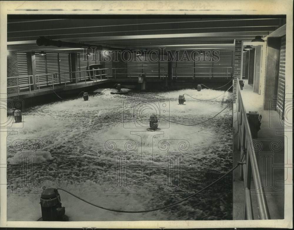 1970 Press Photo Aeration tank at Mohawk River treatment plant, Colonie, NY