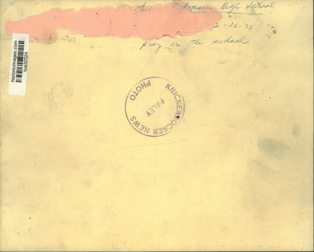 1973 Press Photo Student prayer group at Mohonasen High School, New York