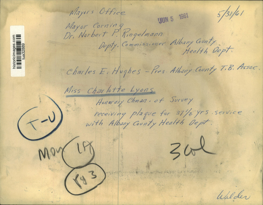 1961 Press Photo Albany, New York Mayor Corning meets with health officials