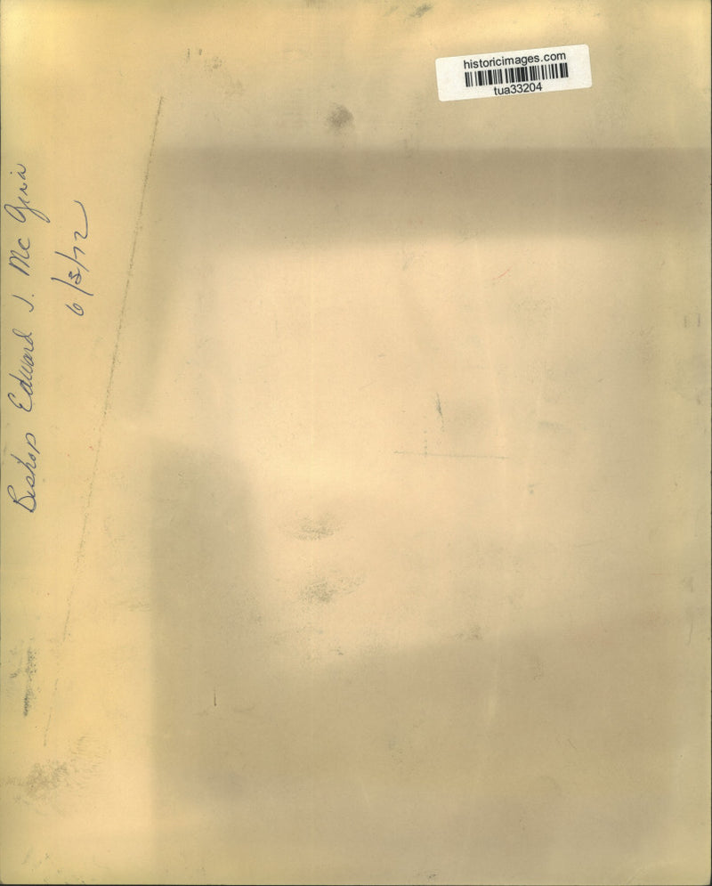 Load image into Gallery viewer, 1972 Press Photo Bishop Edward J. Maginn, Albany, New York - tua33204
