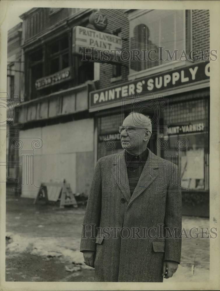 1963 Press Photo David Mark, owner of Painters Supply &amp; Building, stands outside