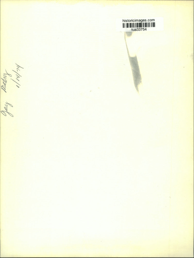 1974 Press Photo Guy Madry sits in chair talking during an interview - tua33754