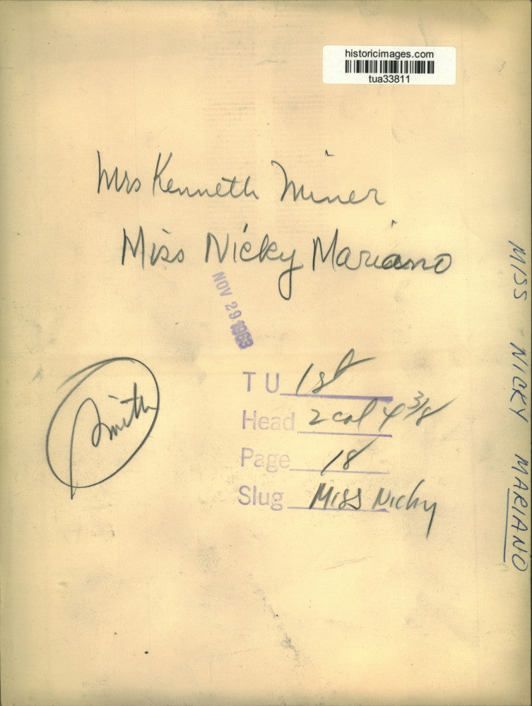 1963 Press Photo Mrs Kenneth Miner and Miss Nicky Mariano sit together indoors