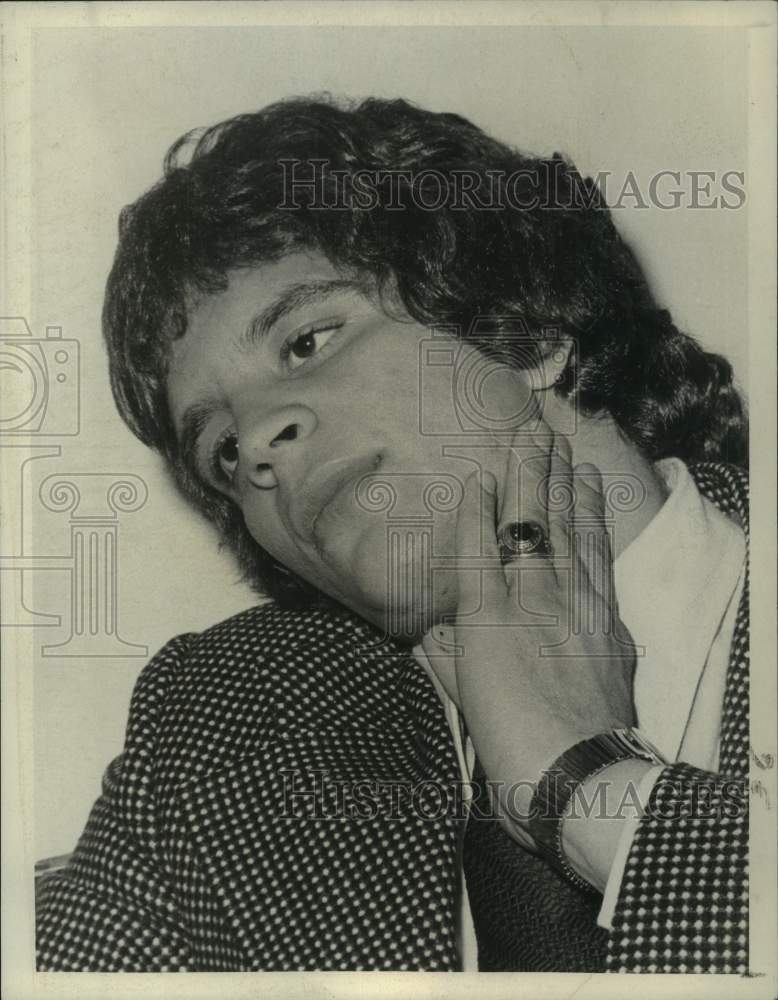 1972 Press Photo Actor and former professional football player Ed Marinaro