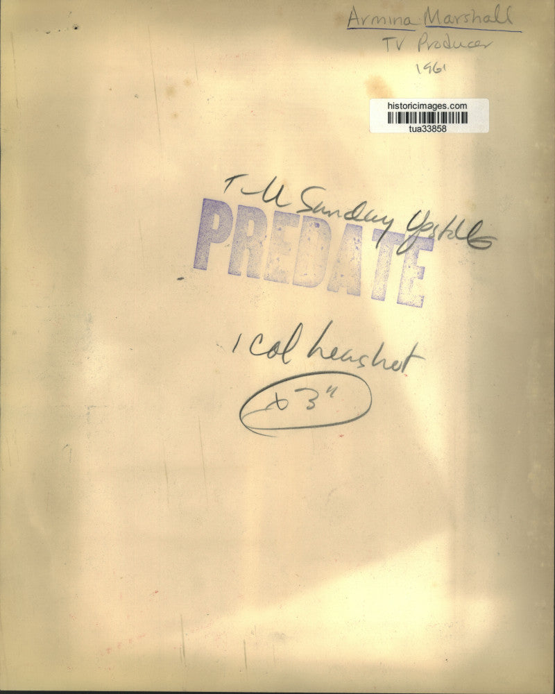 1961 Press Photo Armina Marshall, TV producer, talks with another woman writing