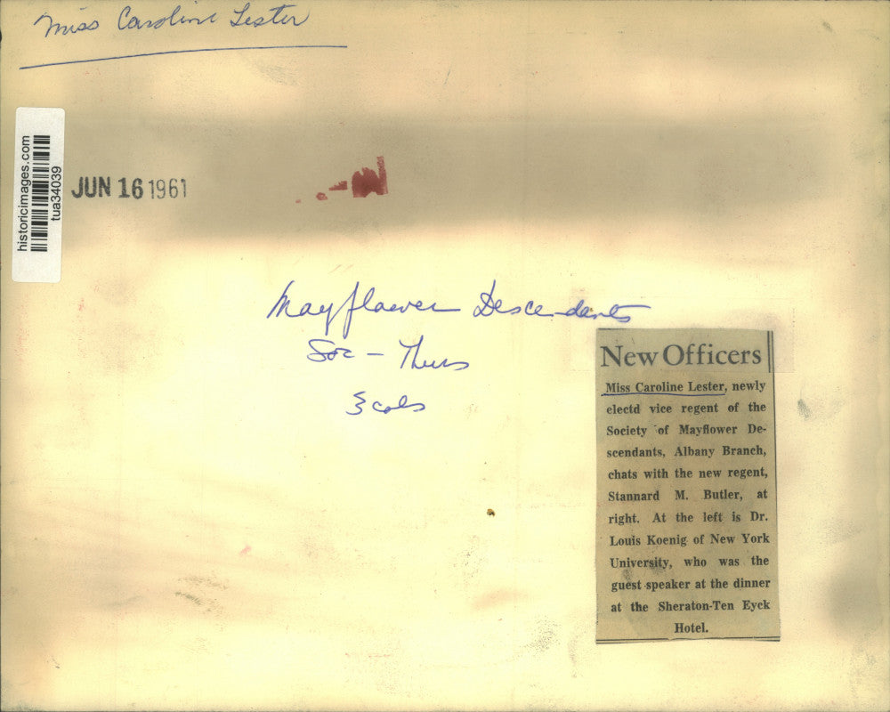 1961 Press Photo Caroline Lester has dinner at Ten Eyck Hotel, Albany, New York