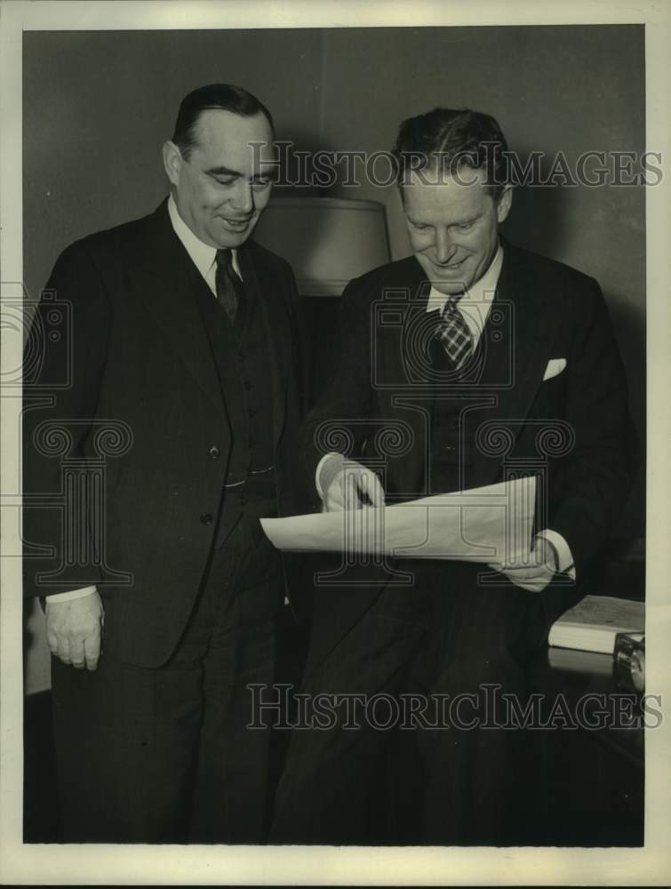 1936 Press Photo Congressman Joseph Martin with John Hamilton in Washington, DC