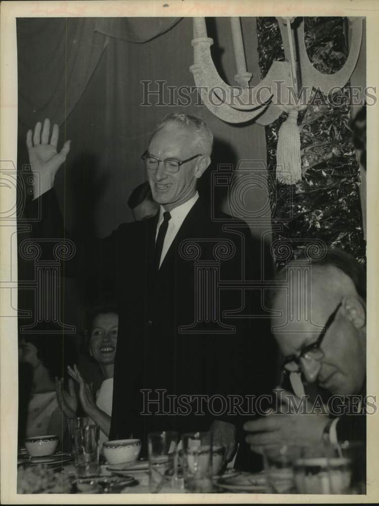 1964 Press Photo Cohoes, New York Mayor James E. McDonald acknowledges applause