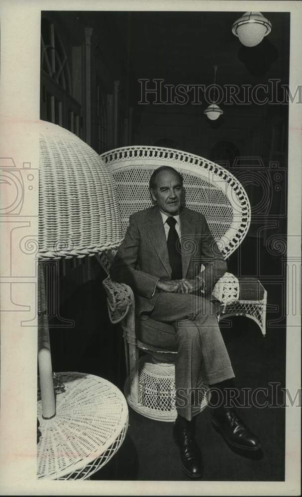1975 Press Photo Senator George McGovern at Union College, Schenectady, New York