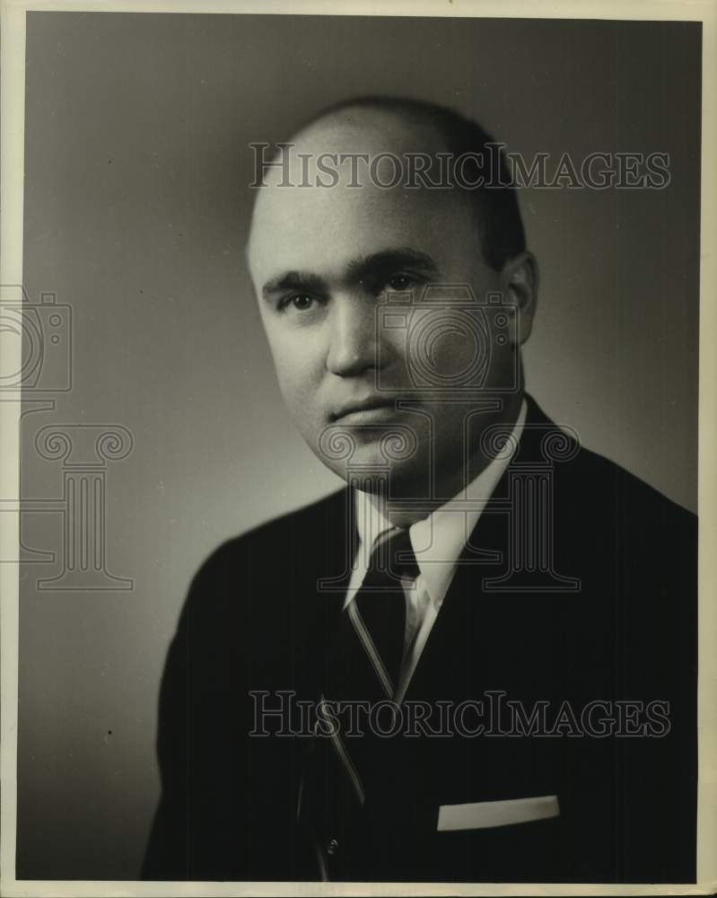 1960 Press Photo Donald R McGuirk, Division Manager, New York Telephone Company