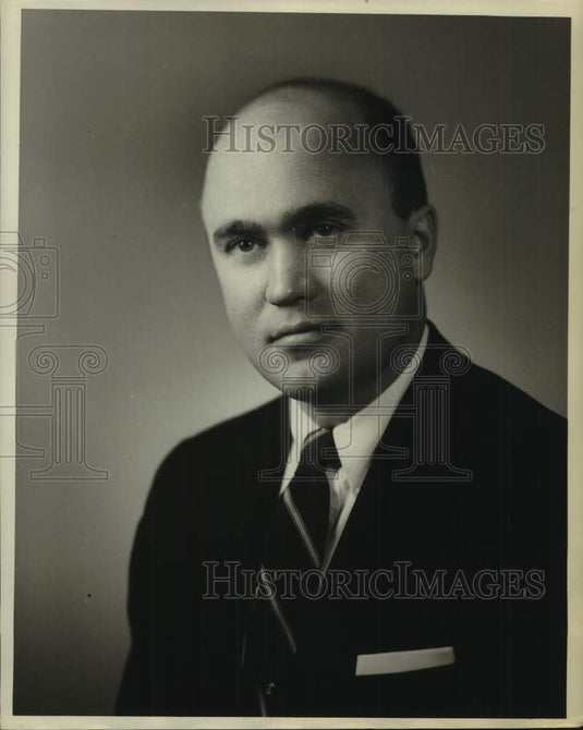1960 Press Photo Donald R McGuirk, Division Manager, New York Telephone Company