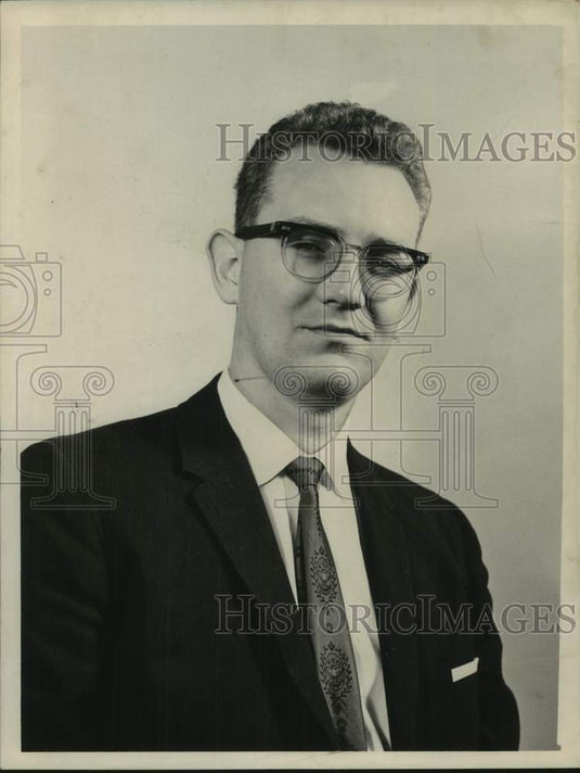 1961 Press Photo James McLaughlin, grid gold winner, poses for portrait